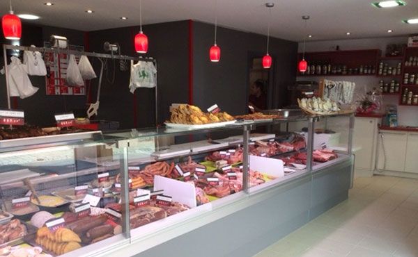 Installation de vitrine de distribution alimentaire et entretien à Saint Nazaire (44)